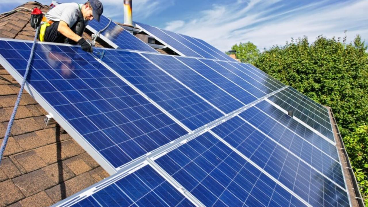 What Are The Key Features Of Roof Solar Panels?