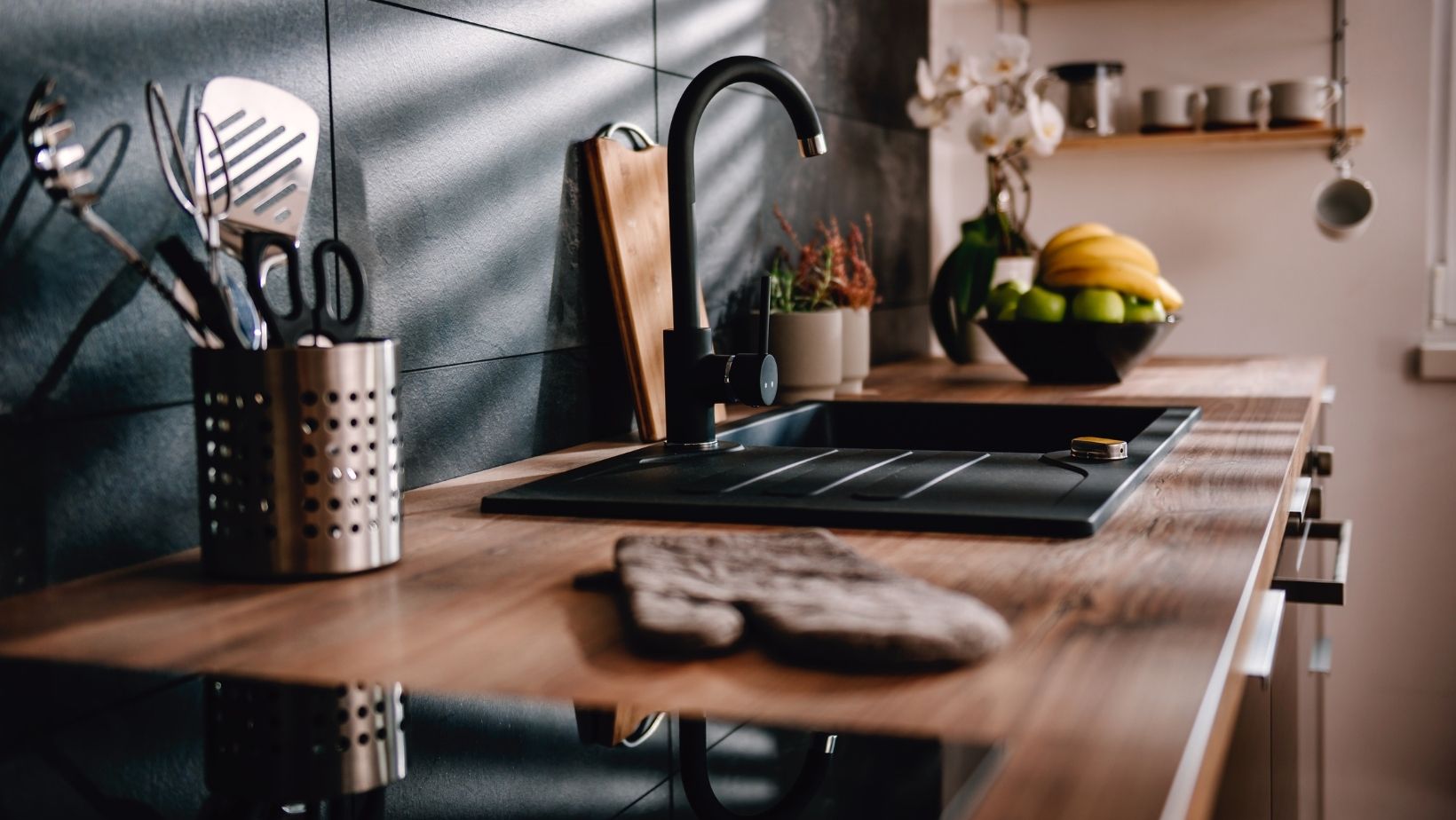 5 Ideal Kitchen Settings Where Matte Black Faucets Suits The Best